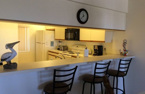 Cocoa Beach Condo | Price drop for January! Book nightly or weekly at Sandcastles 🏖Cocoa Bch
