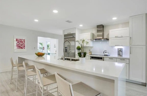 Tequesta House | Private Heated Pool & Spa |Designer |By the Beach