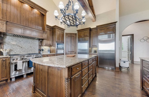 Denton Villa | Private Texas Legacy Villa - Resort Compound · Pool · Sauna · Gym · Indoor court