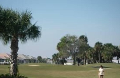 Vero Beach Villa | Private Villa Near Beach, Golf, Outlet Mall & Fine or Casual Dining. Pets.