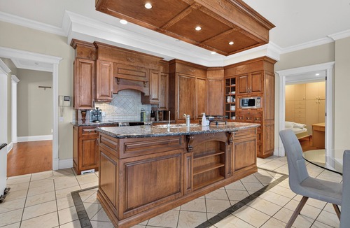 Laval Villa | Private Waterfront Villa | 9 BR | 19 guests | Peaceful