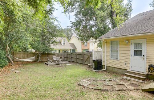 Tallahassee House | Private Yard + Deck: Tallahassee Towhome!