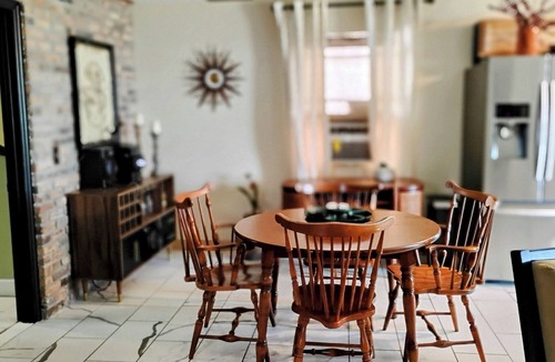 Plant City House | Quaint 3-bedroom house with AC in charming Plant City