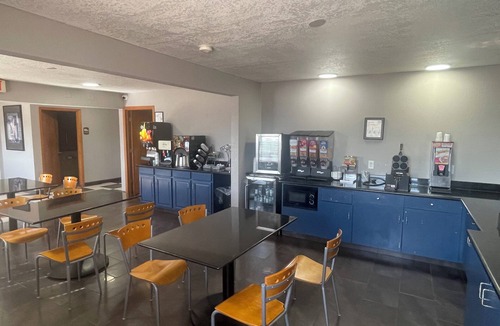 Council Bluffs Hotel | Quality Inn Council Bluffs I-80