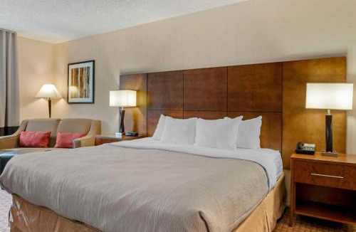 St Ignace Hotel | Quality Inn Saint Ignace I-75
