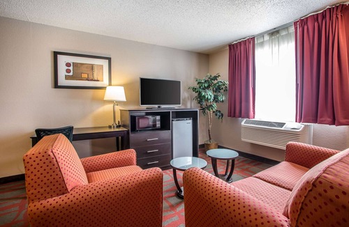 West Bend Hotel | Quality Inn & Suites West Bend