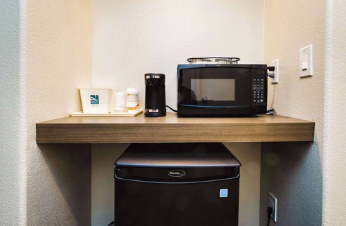 Southeast Houston Hotel | Quality Suites Houston Hobby Airport