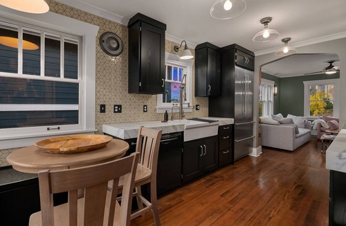 North Queen Anne House | Queen Anne 3BR Home with Puget Sound Views & Parking