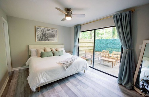 Gainesville House | Quiet 1-Story Townhome off I-75 by UF, Shands, VA, Celebration Pointe &Shopping!