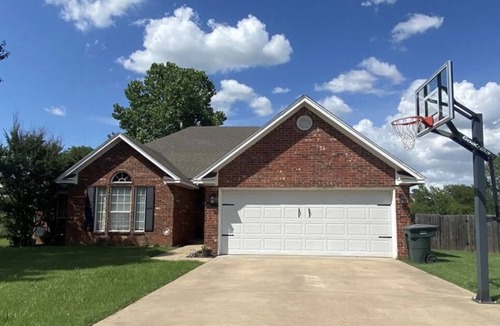 Durant House | Quiet Cul De Sac Home near Casino and College