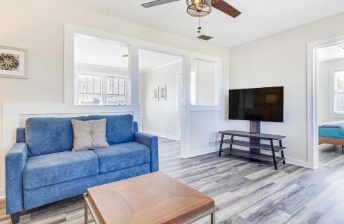 Grove Hill House | Quiet Grove Hill Cottage w/Wraparound Deck!
