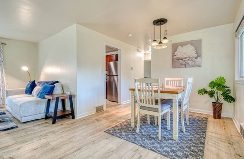 Wedgwood House | Rain & Rest Cozy Retreat in Wedgwood