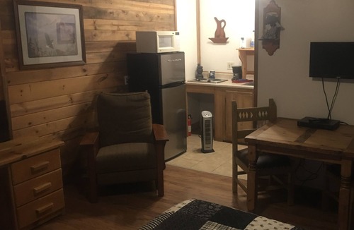 Pinetop-Lakeside Cabin | Rainbow's End Resort on Rainbow Lake