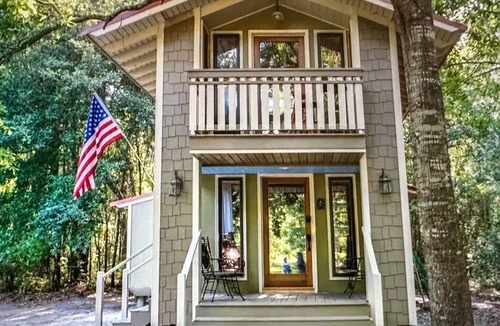 Bon Secour Cottage | Ready for Summer- Peaceful Retreat- Close to beaches Gulf Shores -Sleeps 2