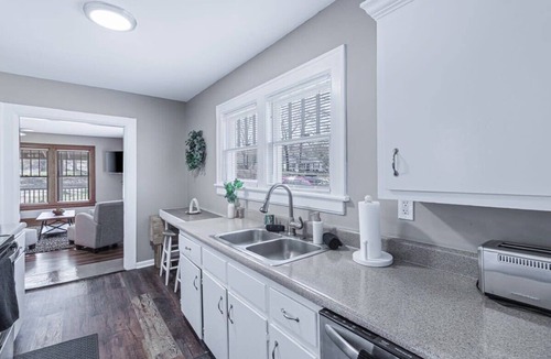 Lupton City House | Red Bud