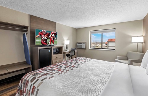 Ames Hotel | Red Roof Inn Ames