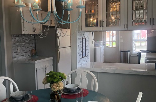 South Waterfront Park House | Reel Paradise Cottage- Canal Front- Bring your Boat to our 50’ Dock!
