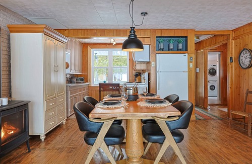 Nominingue Ski Chalet | Refuge de la Sittelle small lake Nominingue Golf, cycling, mountain biking, fishing, spa