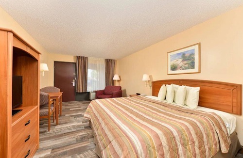 St. Augustine Beach Hotel | Relax & Explore From This Ideal Room Near Dinings | Fiesta Falls Mini-Golf-1.4mi