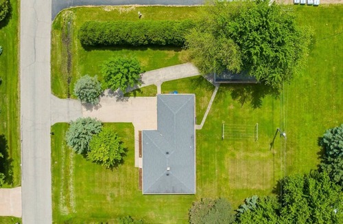 Appleton House | -Relax on Rogers - 3 bedroom, 2 bath