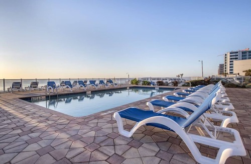 Seabreeze Park House | Relaxing Oceanfront Stay | Private Balcony w/Stunning Sea Views