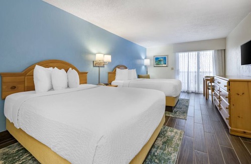Seabreeze Park Hotel | Relaxing Retreat w/Balcony & Ocean View | Near Daytona Hotspots & Nightlife