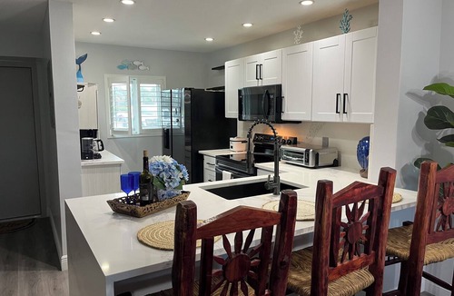 Hutchinson Island South Apartment | Remodeled 2BR Beachfront Condo Ground Floor Heated Pool