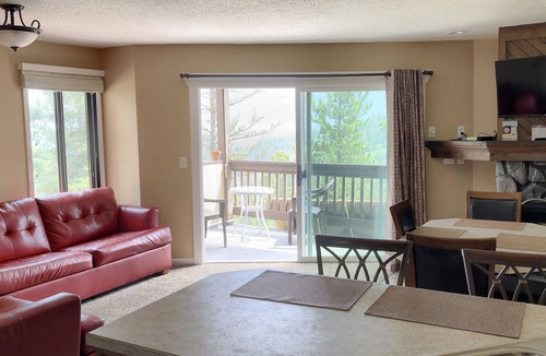 Lead Condo | Remodeled Fully Furnished Barefoot Resort Condo at Terry Peak South Dakota!