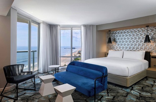 Rosemont Hotel | Renaissance Daytona Beach Oceanfront Hotel