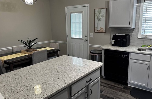Winston - Salem House | Renovated Gem Minutes from Downtown WS, Kville, GSO