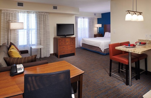 Saginaw Hotel | Residence Inn by Marriott Saginaw