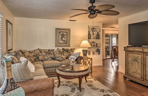 Vero Beach House | Retro Vero Beach Resort Home w/ Florida Room!