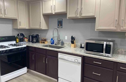 Tucson House | Rillito Path 1: Cozy, Pet-Friendly pad with W/D