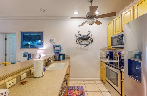 Bell House | 'River Bend' Waterfront Home w/Fire Pit & Dock
