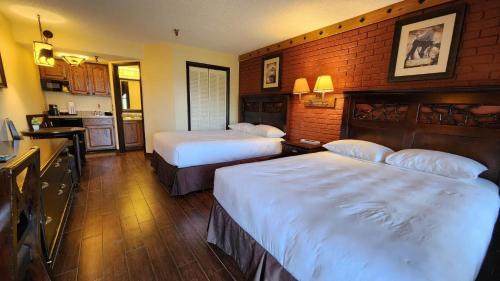 River Ranch Apartment | River Ranch Ground Floor Condo Steps to Rodeo and Saloon! 139
