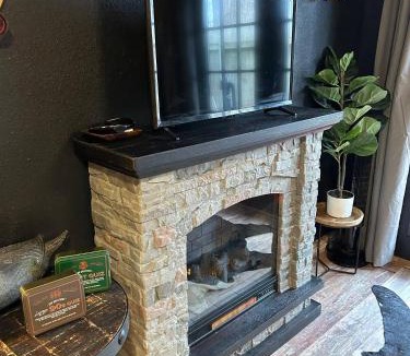 Shreveport House | River View, Red River Carriage House