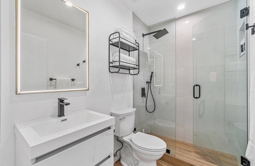 Deerfield Beach Apartment | Riverview Palms 14 |Waterfront Pool |Walk to Beach