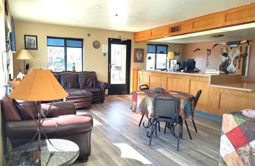 Pomerene Hotel | Rodeway Inn Copper Stay Benson AZ I-10 Exit 304
