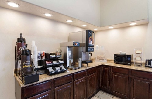 Allison Hotel | Rodeway Inn Gallup West