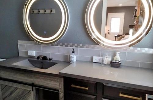 Reno House | Romantic Couples Retreat - Tahoe Room