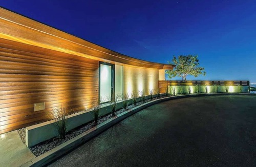 Hollywood Hills Villa | Rouge Elite