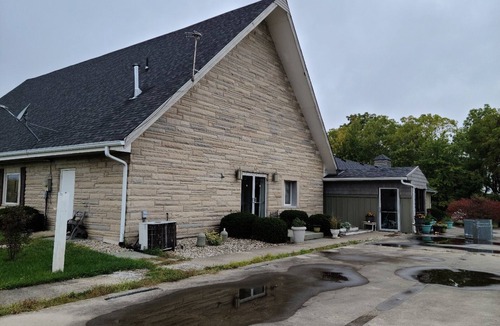Delaware County House | Rural peace and quiet 10 minutes from Ball State. Remodeled church.