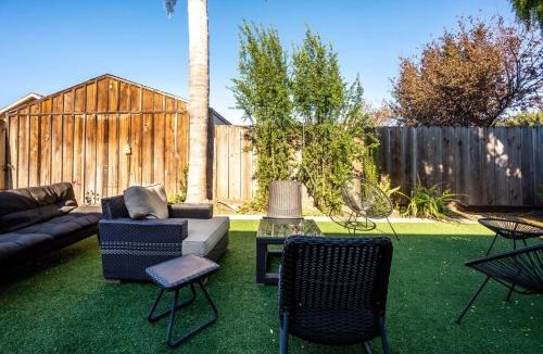 Salinas Apartment | Rustic and Cozy APT with All Amenities near Monterey