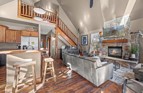 Deadwood Cabin | Rustic cabin in the Black Hills with heated pool and hot tub, Pet Friendly!