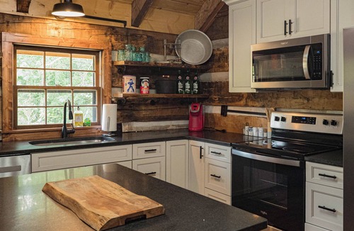 Stokes Cabin | Rustic cabin newly remodeled just 15 minutes from downtown Winston Salem.