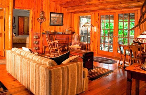 Fort McCoy Cabin | Rustic Cabin on a Ranch near the Ocala National Forest in Central Florida