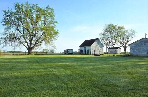 New Castle RV Rental | Rustic living site with open skies; Solar Eclipse 2024