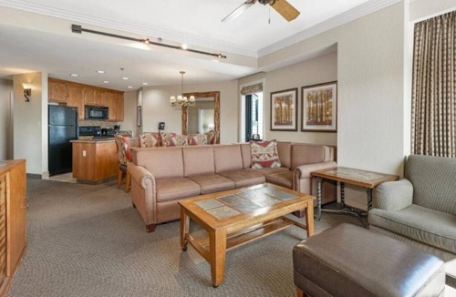 Tahoe Village Apartment | Rustic Mountain Retreat w/Hot Tubs, Sauna & Family Lounge l 3 Rooms w/Kitchen