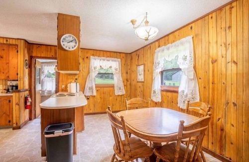Custer Resort | Rustic Roost Log Cabin | 1 Bed, 1 Bath