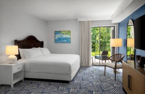 Wesley Chapel Hotel | Saddlebrook Resort Deluxe King Room | Pool, Golf & Tennis Access | 2 Units